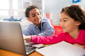 EN-Elementary School Boy and Girl Using Laptop_small